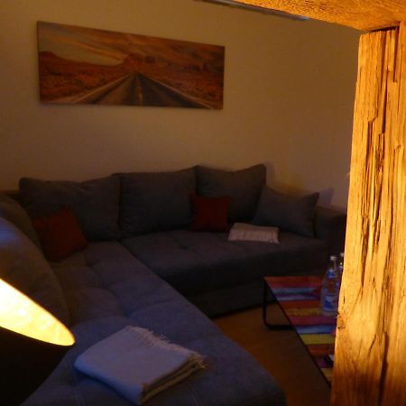 Jena City Apartment, Balkon, Sonnig, Wifi, Parkplaetze, Naehe Zentrum Esterno foto