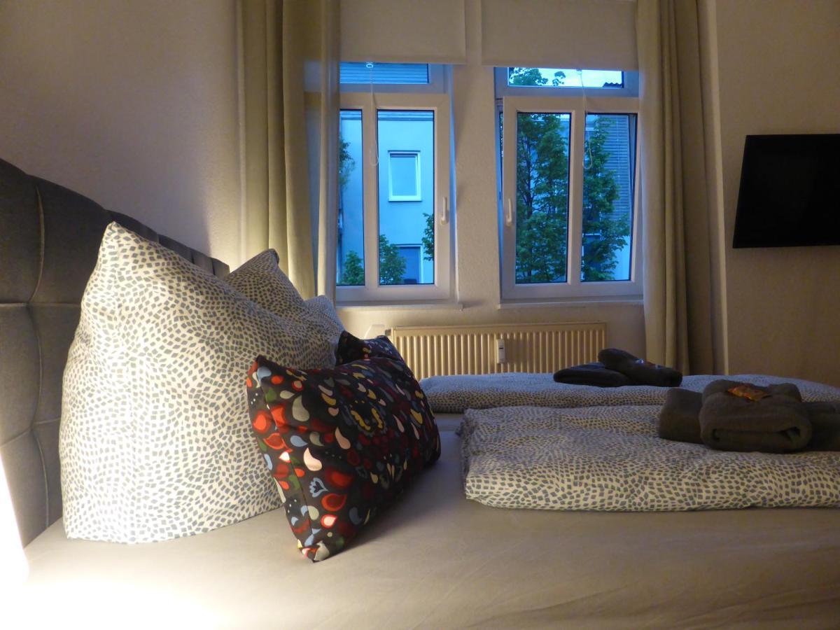 Jena City Apartment, Balkon, Sonnig, Wifi, Parkplaetze, Naehe Zentrum Esterno foto