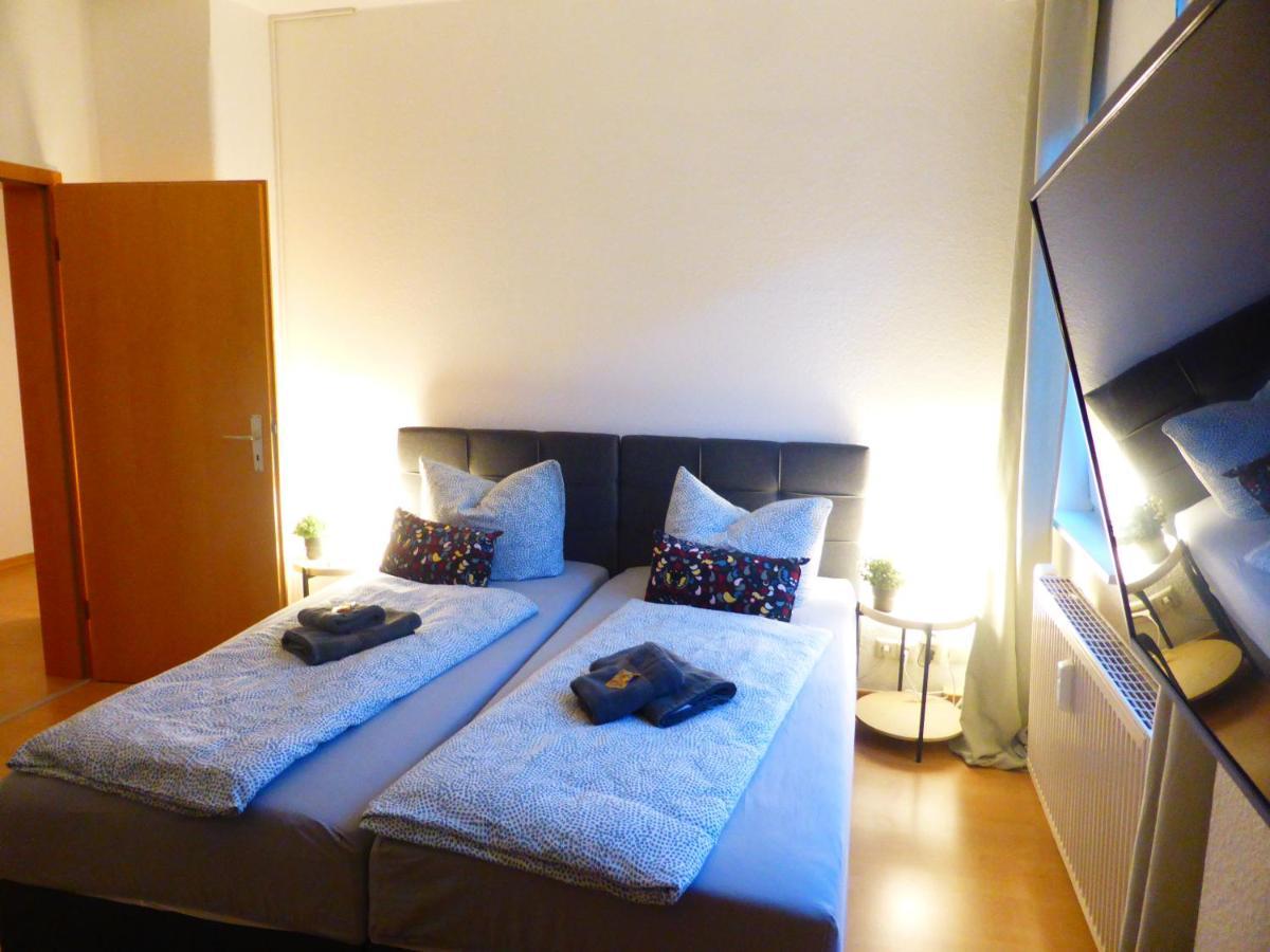 Jena City Apartment, Balkon, Sonnig, Wifi, Parkplaetze, Naehe Zentrum Esterno foto