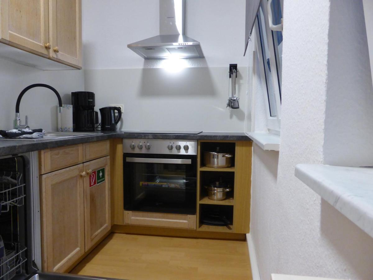 Jena City Apartment, Balkon, Sonnig, Wifi, Parkplaetze, Naehe Zentrum Esterno foto