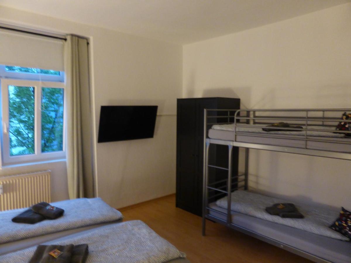 Jena City Apartment, Balkon, Sonnig, Wifi, Parkplaetze, Naehe Zentrum Esterno foto