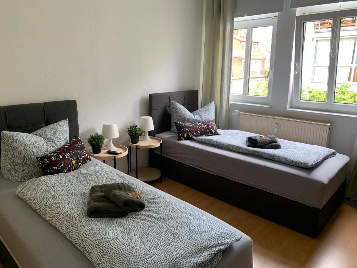 Jena City Apartment, Balkon, Sonnig, Wifi, Parkplaetze, Naehe Zentrum Esterno foto